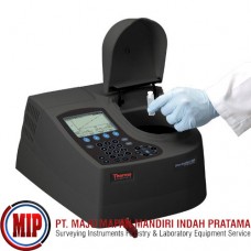 THERMO SCIENTIFIC Orion AquaMate 8000 UV Vis Spectrophotometer THERMO SCIENTIFIC Orion AquaMate 8000 UV Vis Spectrophotometer